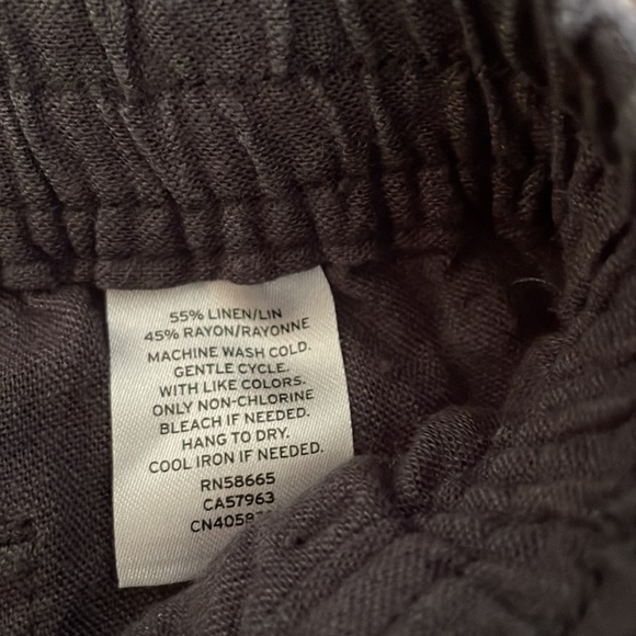 Grey Linen Drawstring Shorts - Picture 3 of 6